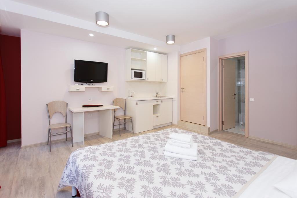 Basseynaya Apart Hotel Киев Экстерьер фото