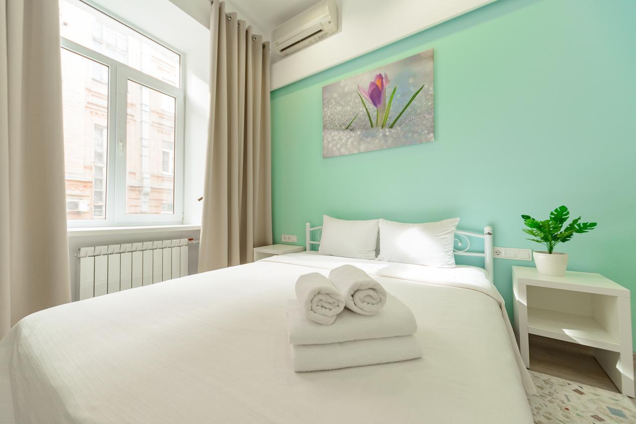 Basseynaya Apart Hotel Киев Экстерьер фото